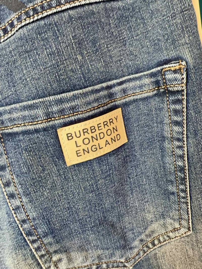 Burberry Jeans